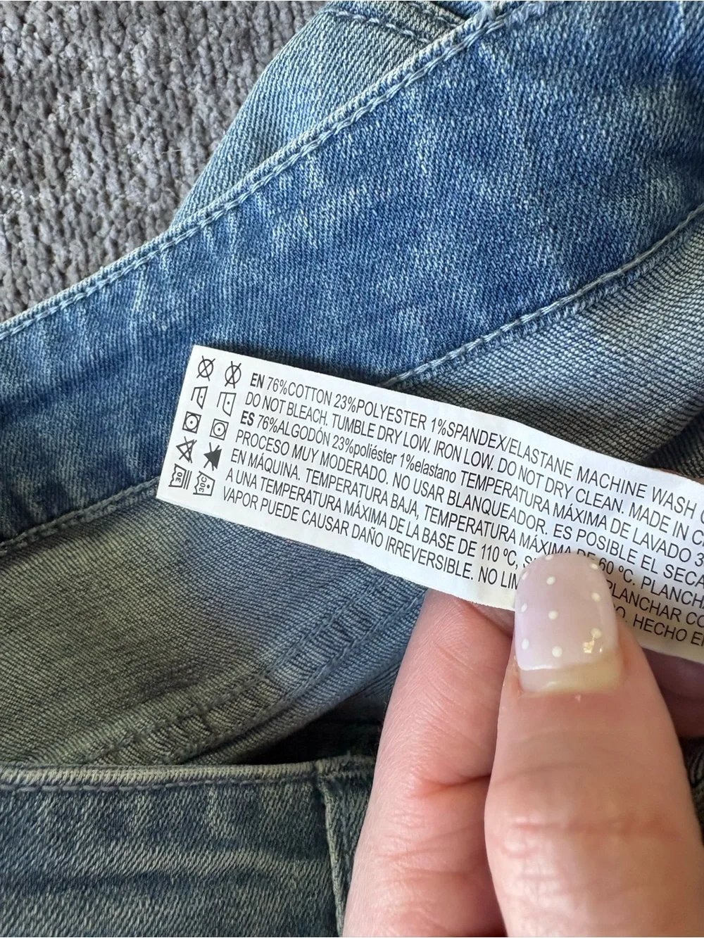 Forever 21 Light Blue High-Rise Flare Jeans - Picture 4 of 5